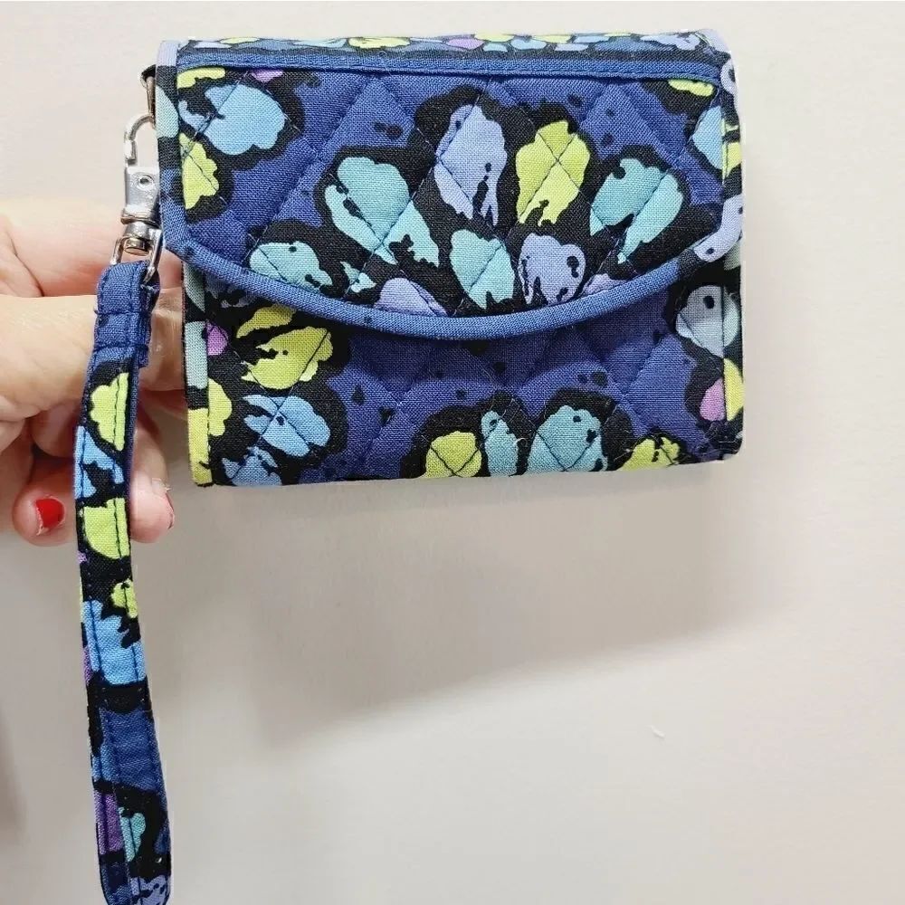 Vera Bradley "Indigo Pop" Wristlet